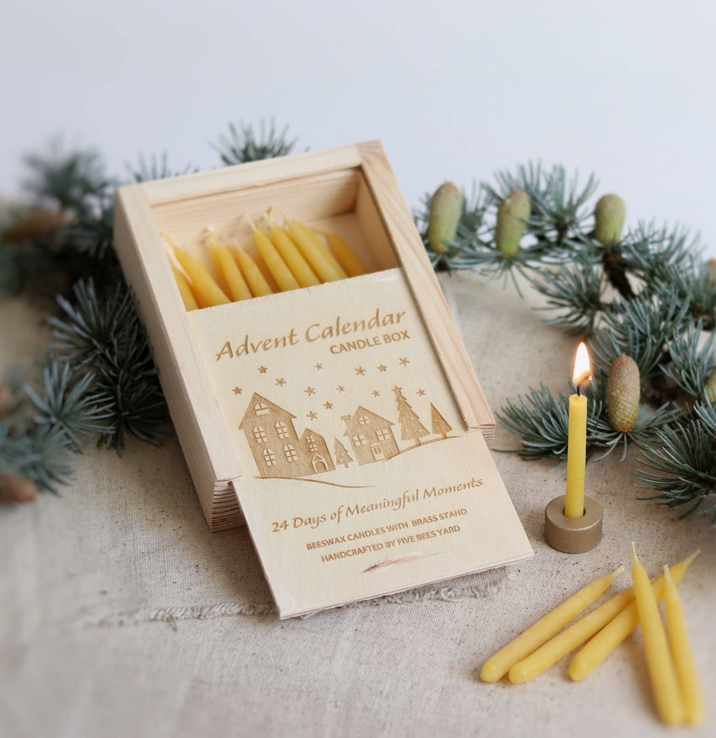 Adventskalender – 24 handgefertigte Bienenwachskerzen