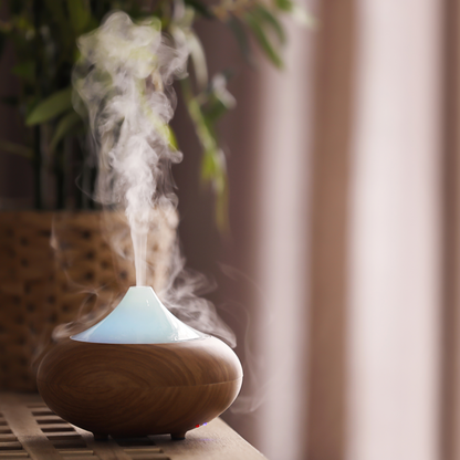Hochwertiges ätherisches Bioöl für Aromatherapie im Diffuser