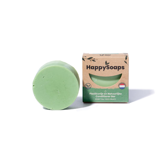 Conditioner Seife als Ersatz zu Plastik-Flaschen. Natürliche Inhaltsstoffe, frei von Parabeln & synthetischen Stoffen. 3 Seife ersetzt 3 Plastikflaschen.