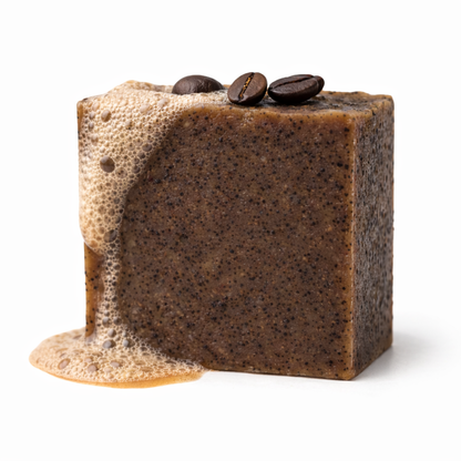 Handgemachte Kaffeeseife mit Kaffeebohnen, entfernt Gerüche, regt die Haut an und sorgt für straffe, gepflegte Haut.