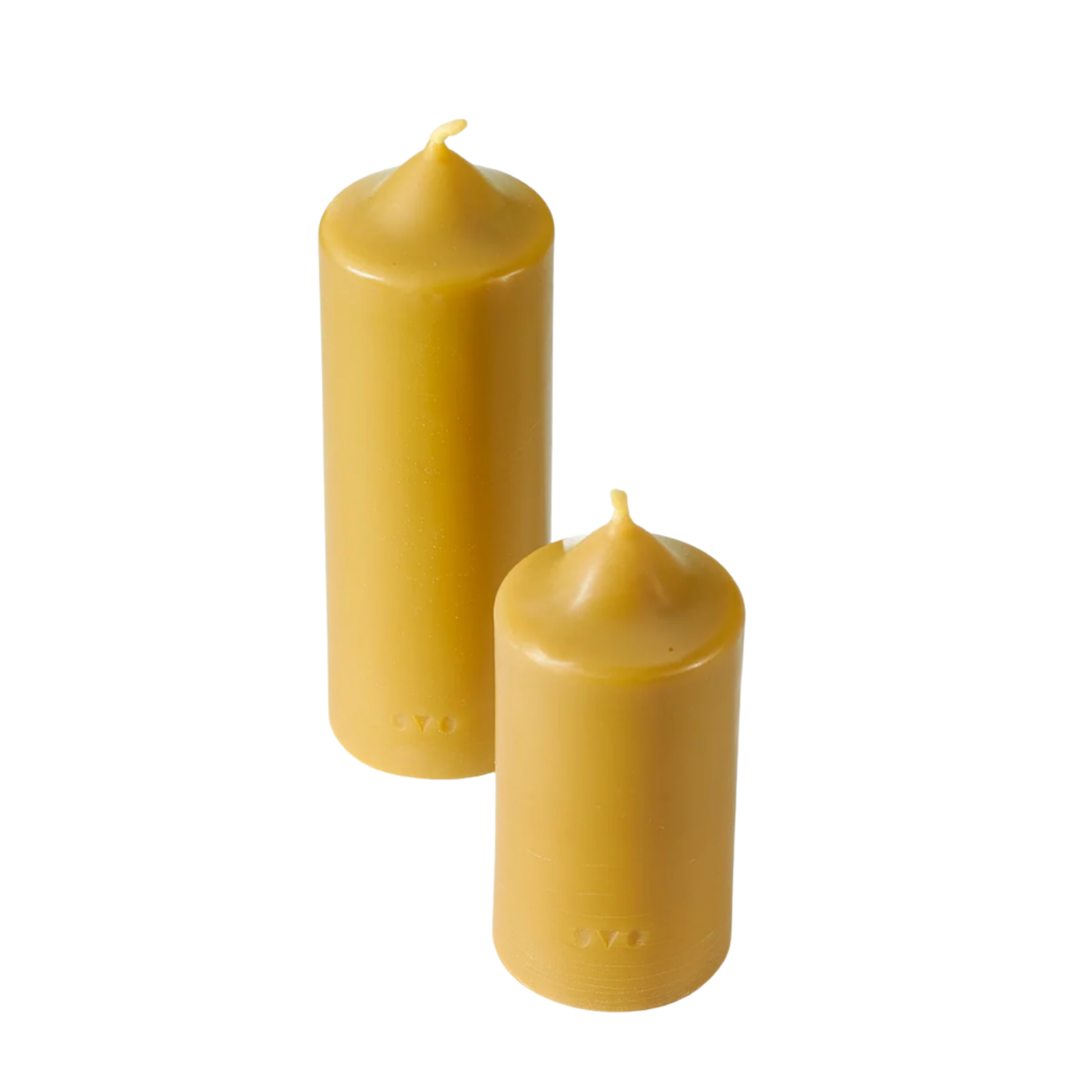 Säulen-Bienenwachskerze OVO Things klein und mittel Frontansicht, handgegossene Naturkerzen aus 100 % reinem Bienenwachs