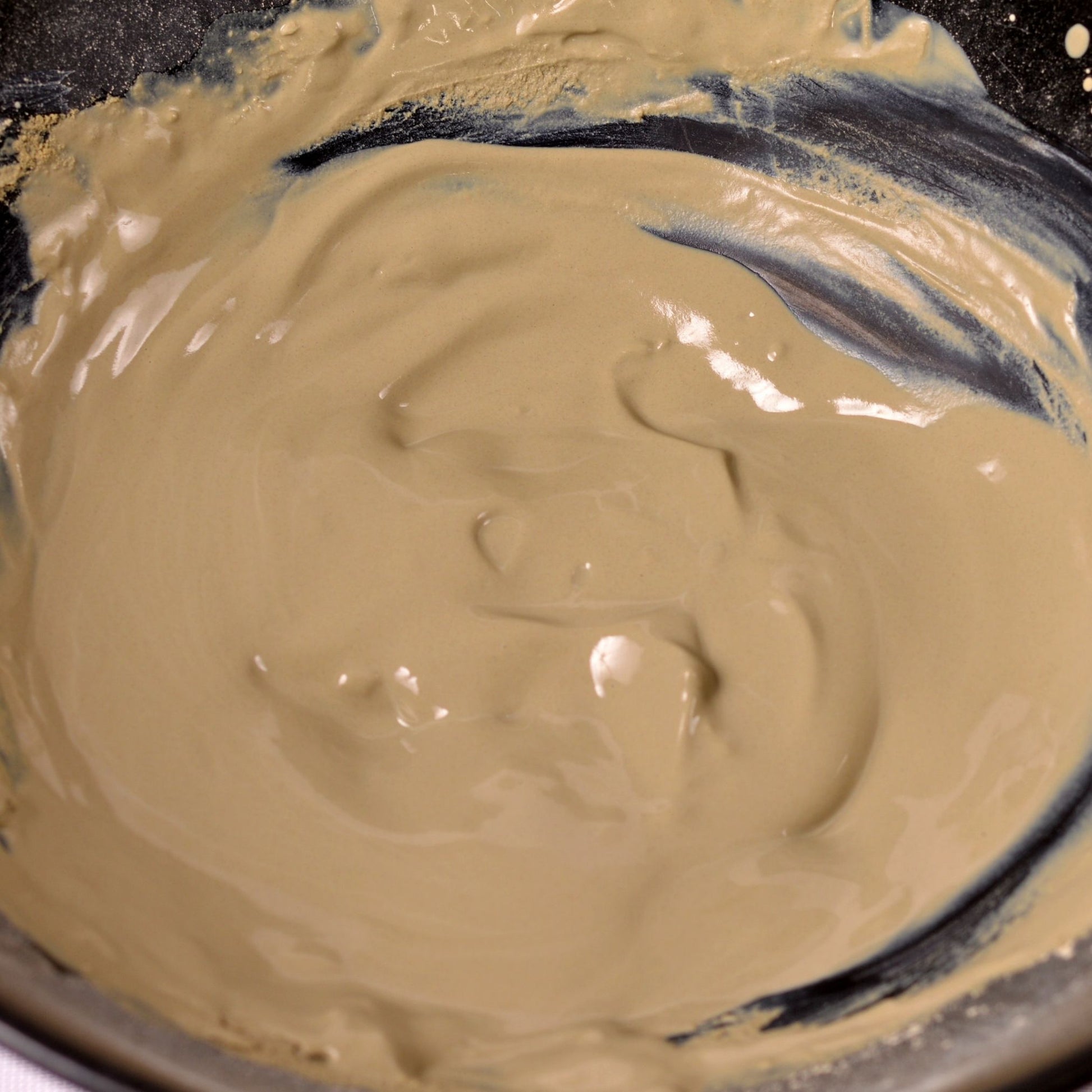 Grüne Bio Tonerde aus Marokko  in kosmetischer Qualität – ideal für sanfte Reinigung und Pflege.