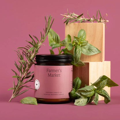 Detailaufnahme des unbehandelten Holzdochts der Farmers Market Duftkerze, russarm und non-toxic