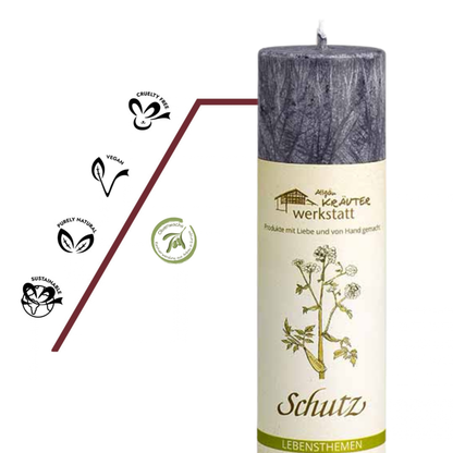 Vegane, nachhaltige Heilkräuterkerze Lichtengel mit pflanzlichem Oliven-Stearin und naturreinen ätherischen Ölen.