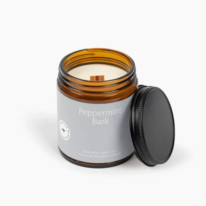 Peppermint Aroma Kerze Frontansicht, naturrein, ungiftig und handgemacht. SAFE MADE zertifiziert und aromatisch für Zuhause.
