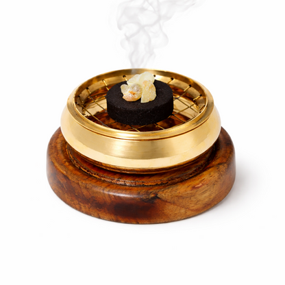 Räucherstövchen „Goldener Tempel“ aus geöltem Holz und goldfarbenem Metall mit abnehmbarem Sieb, für sichere Räucherharz-Erhitzung, Meditation und energetische Raumreinigung