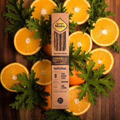 Frischer, zitrusartiger Duft der Orangenschale und Citronella für stimmungsaufhellende Atmosphäre